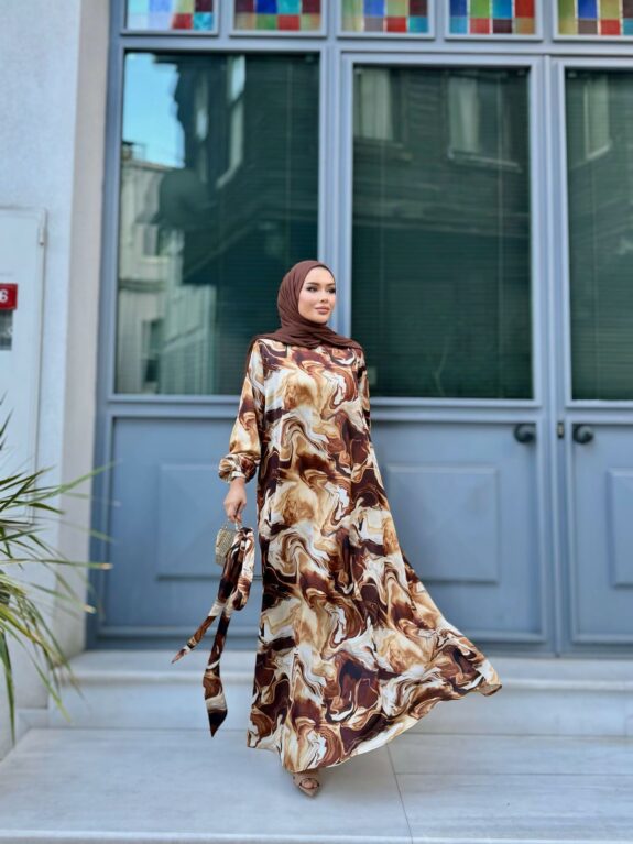 Robe Stella – Image 3