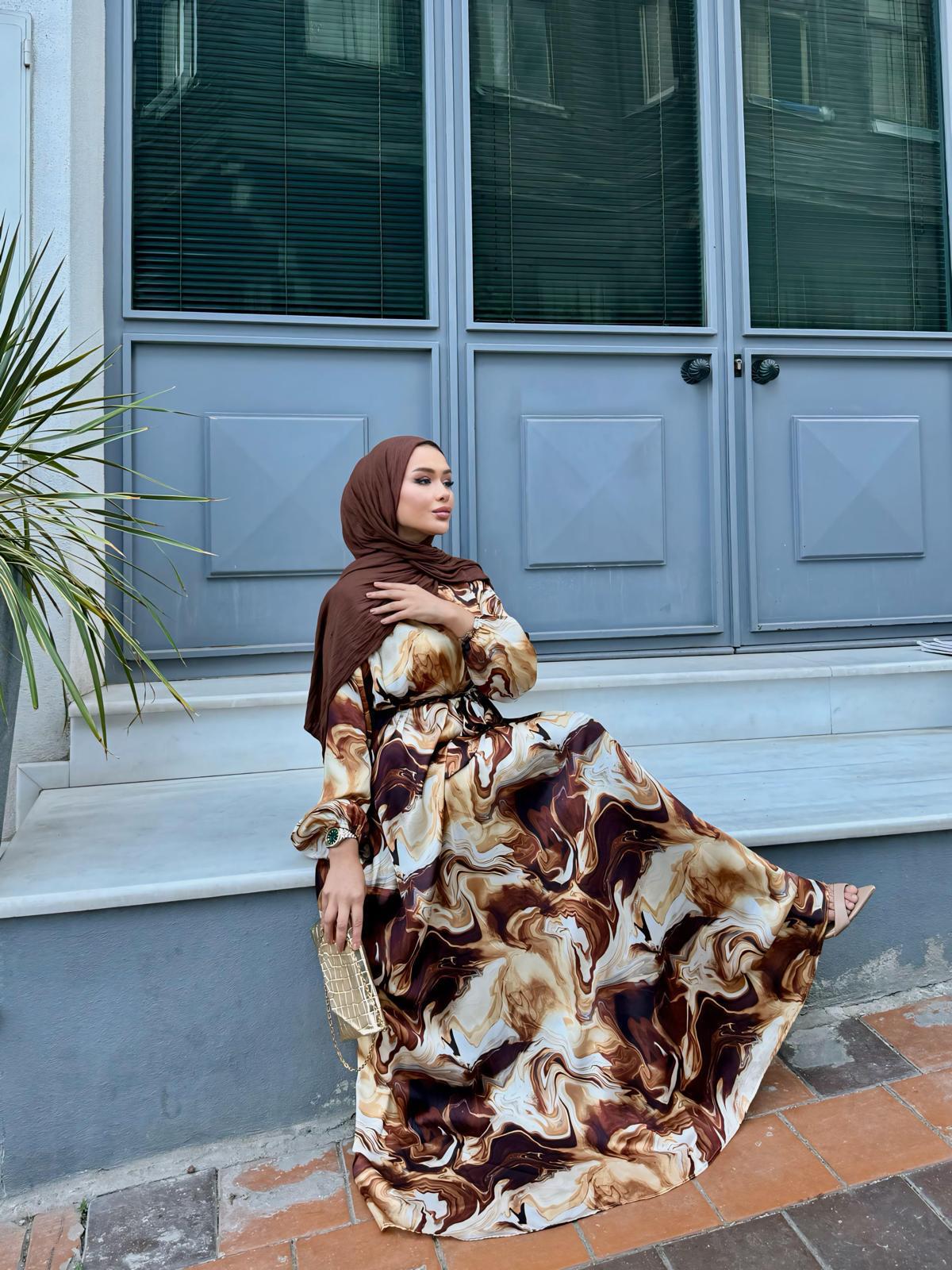 Robe Stella – Image 1