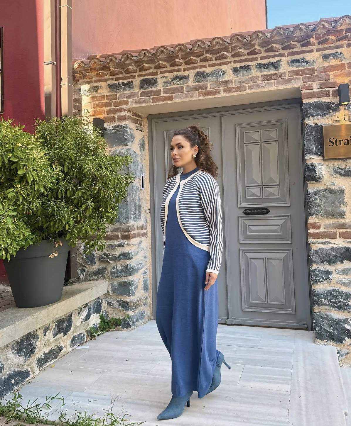 Robe Pela – Image 4