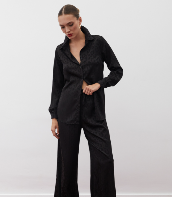 Chemise en satin à motifs - NOIR – Image 4